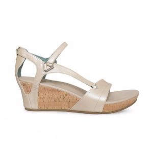 Teva Capri Wedge in Pearlized Ivory